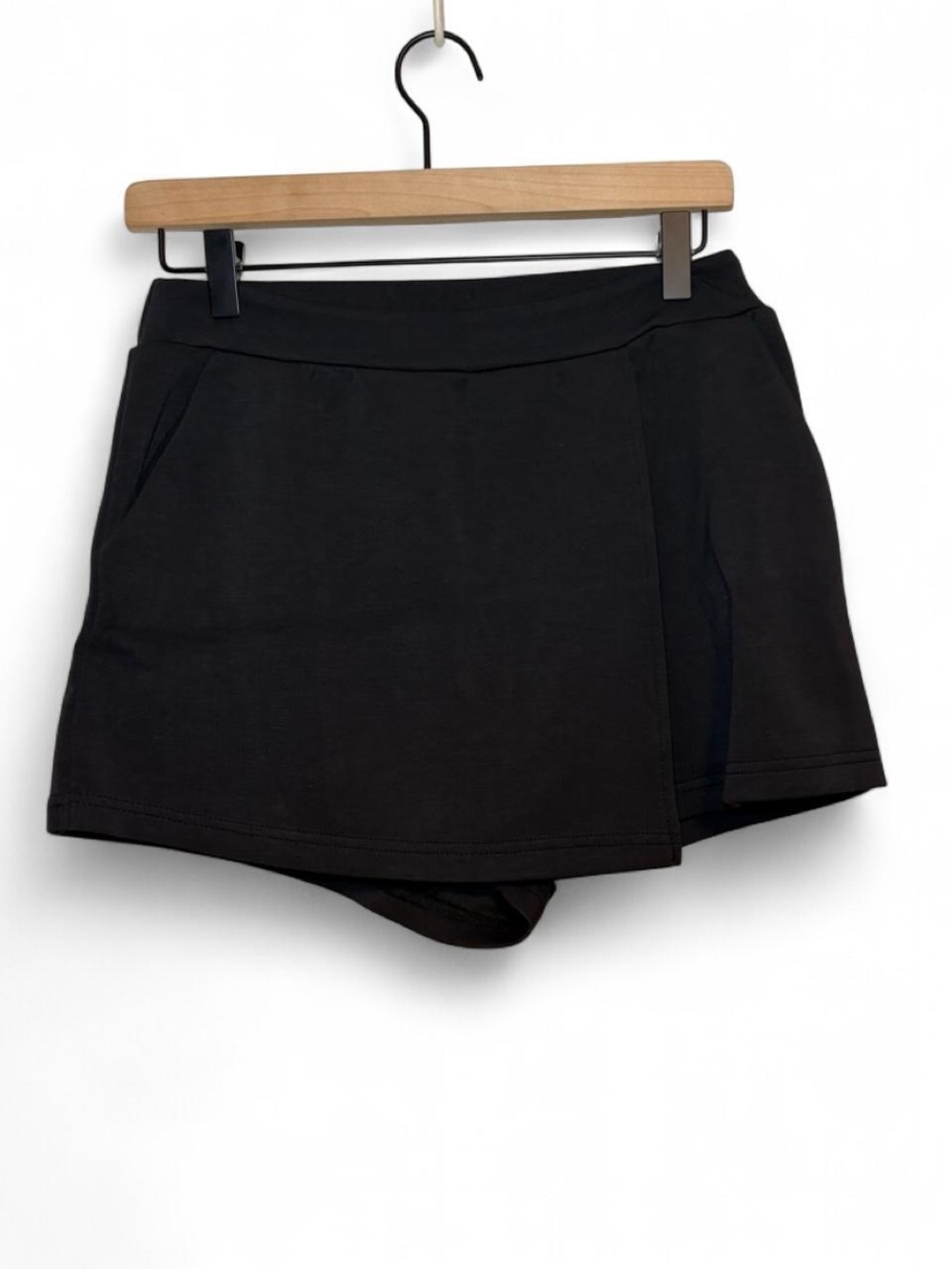 Womens’ Vintage Havana Black Mini Skort